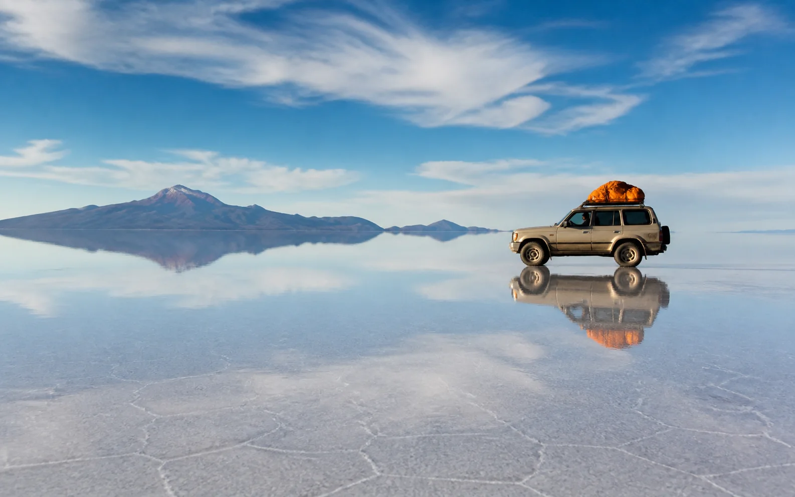 Salar de Uyuni salt flat in Uyuni